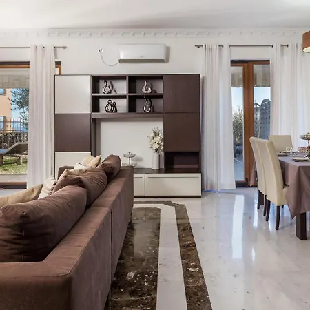 Beautiful In With Wifi Holiday home *